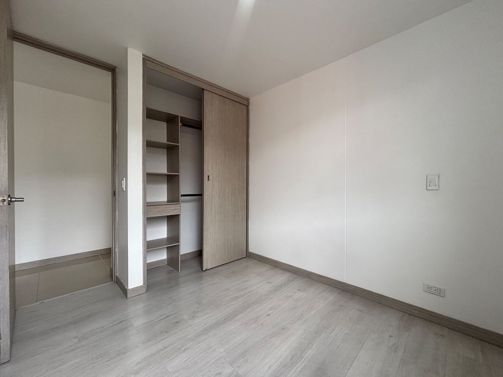 APARTAMENTO EN ARRIENDO UBICADO EN ENVIGADO SECTOR CUMBRES - 6