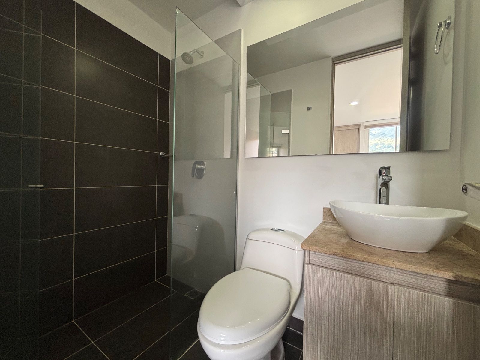 APARTAMENTO EN ARRIENDO UBICADO EN ENVIGADO SECTOR CUMBRES - 8