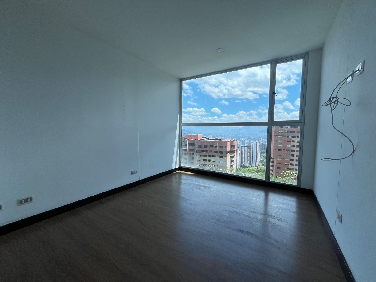 APARTAMENTO EN ARRIENDO UBICADO EN SABANETA SECTOR LOMITAS - 9