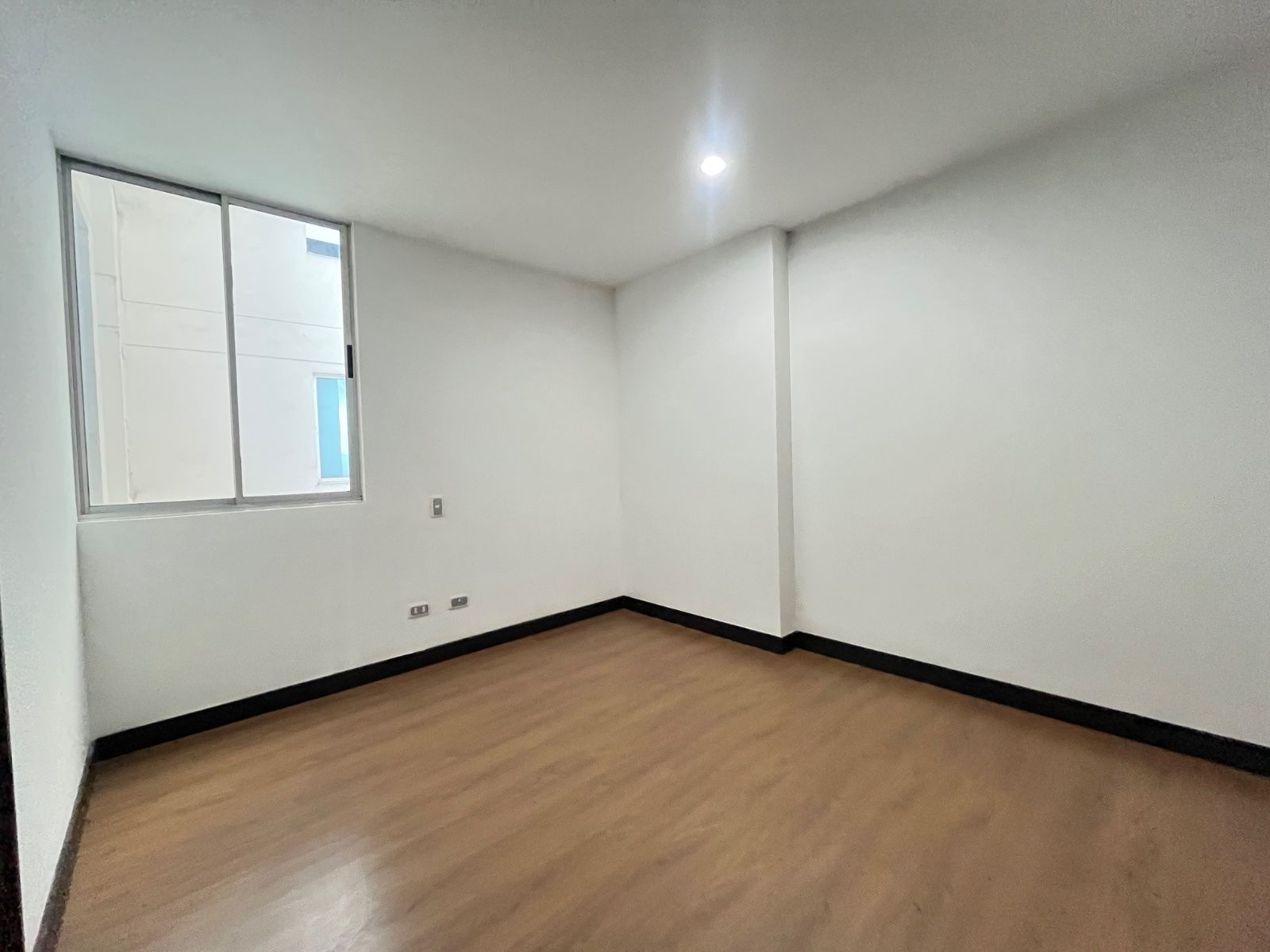 APARTAMENTO EN ARRIENDO UBICADO EN SABANETA SECTOR LOMITAS - 12