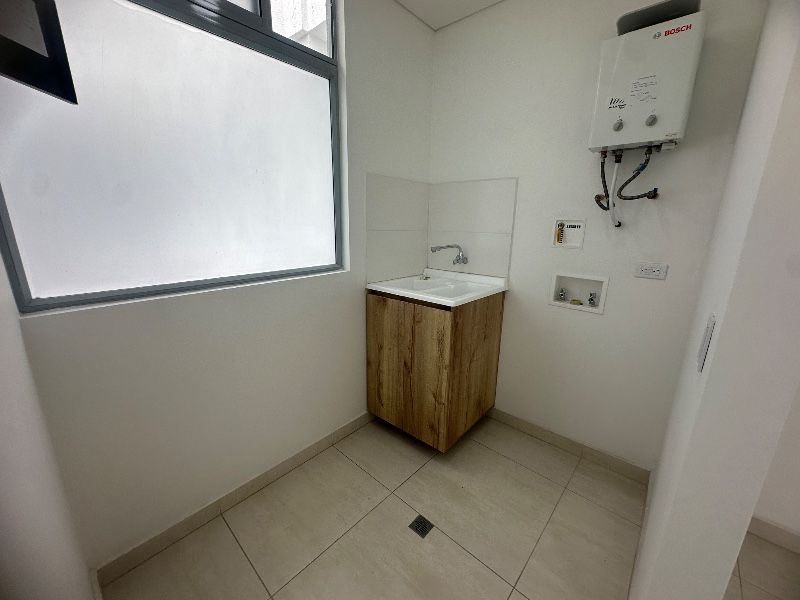 APARTAMENTO EN ARRIENDO UBICADO EN ENVIGADO SECTOR EL PORTAL - 17