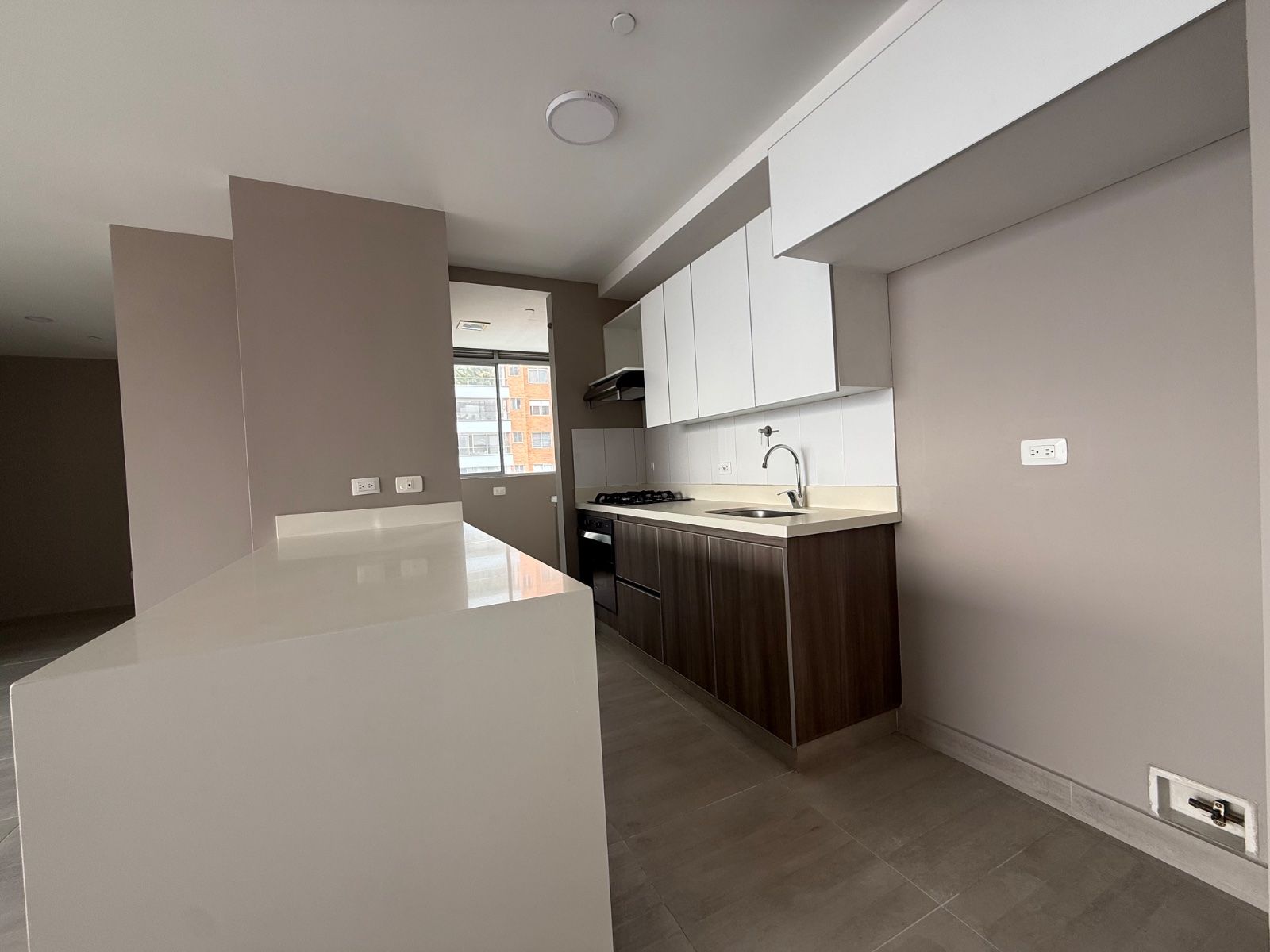 APARTAMENTO EN ARRIENDO UBICADO MEDELLIN SECTOR EL TESORO - 5