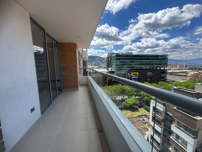 APARTAMENTO EN ARRIENDO UBICADO EN ENVIGADO SECTOR EL PORTAL - 18