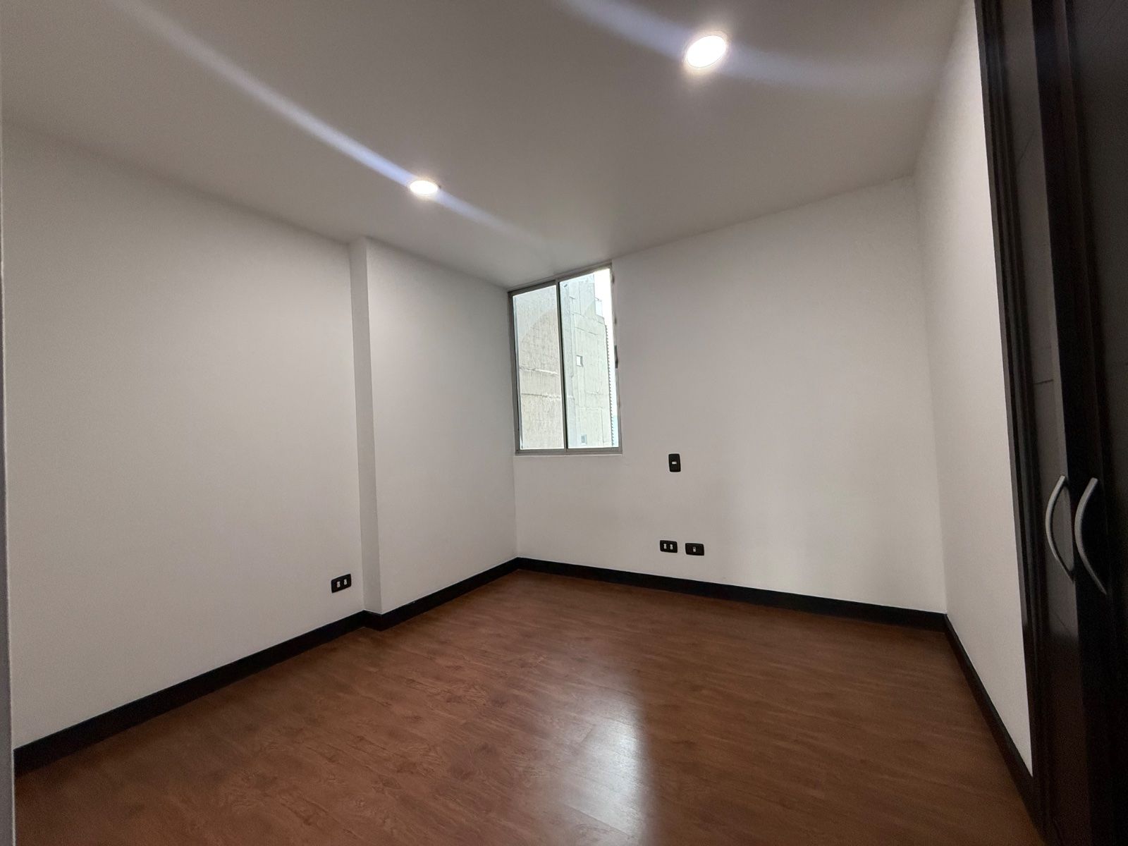 APARTAMENTO EN ARRIENDO UBICADO EN SABANETA SECTOR AVES MARIA - 6