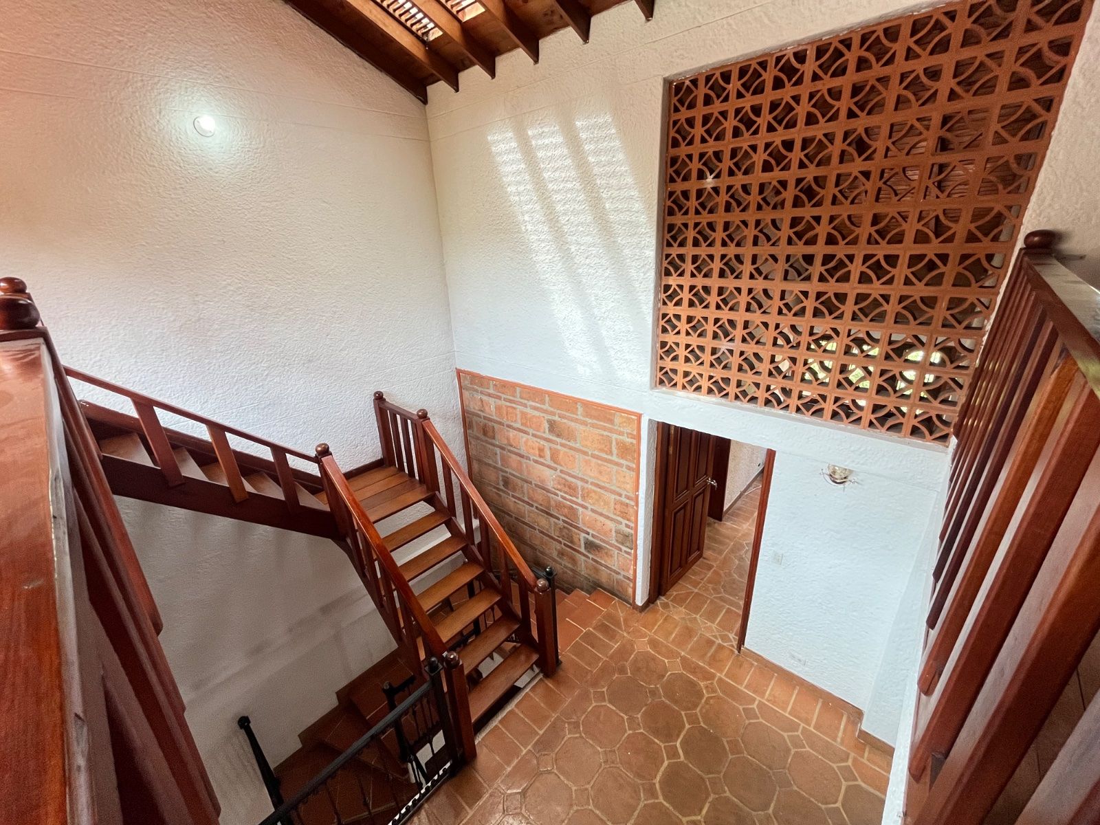 CASA EN ARRIENDO UBICADA EN SABANETA SECTOR LA DOCTORA - 3