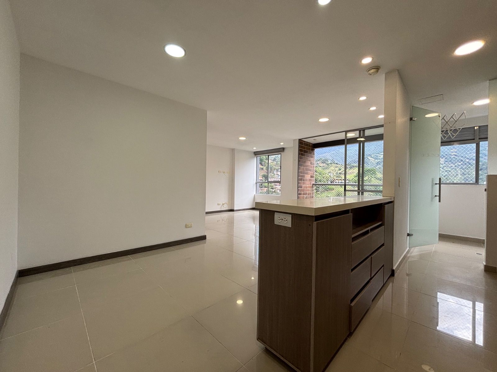 APARTAMENTO EN ARRIENDO UBICADO EN ENVIGADO SECTOR CAMINO VERDE - 3