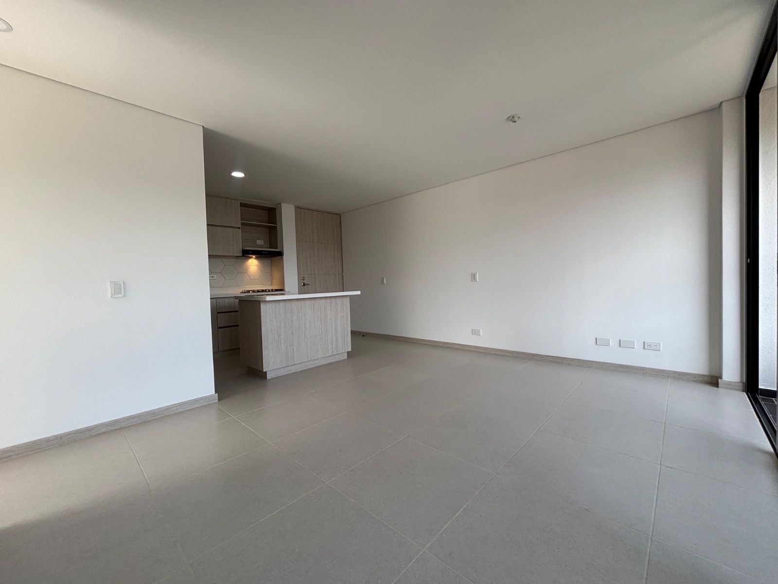 APARTAMENTO EN ARRIENDO UBICADO ENVIGADO SECTOR SENORIAL