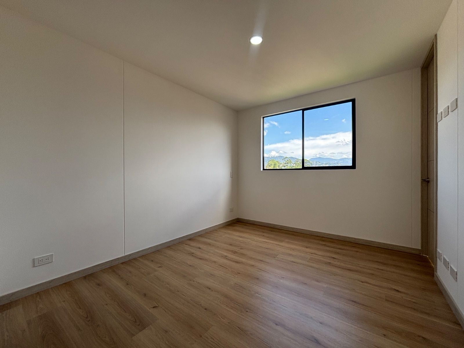 APARTAMENTO EN ARRIENDO UBICADO ENVIGADO SECTOR SENORIAL - 9