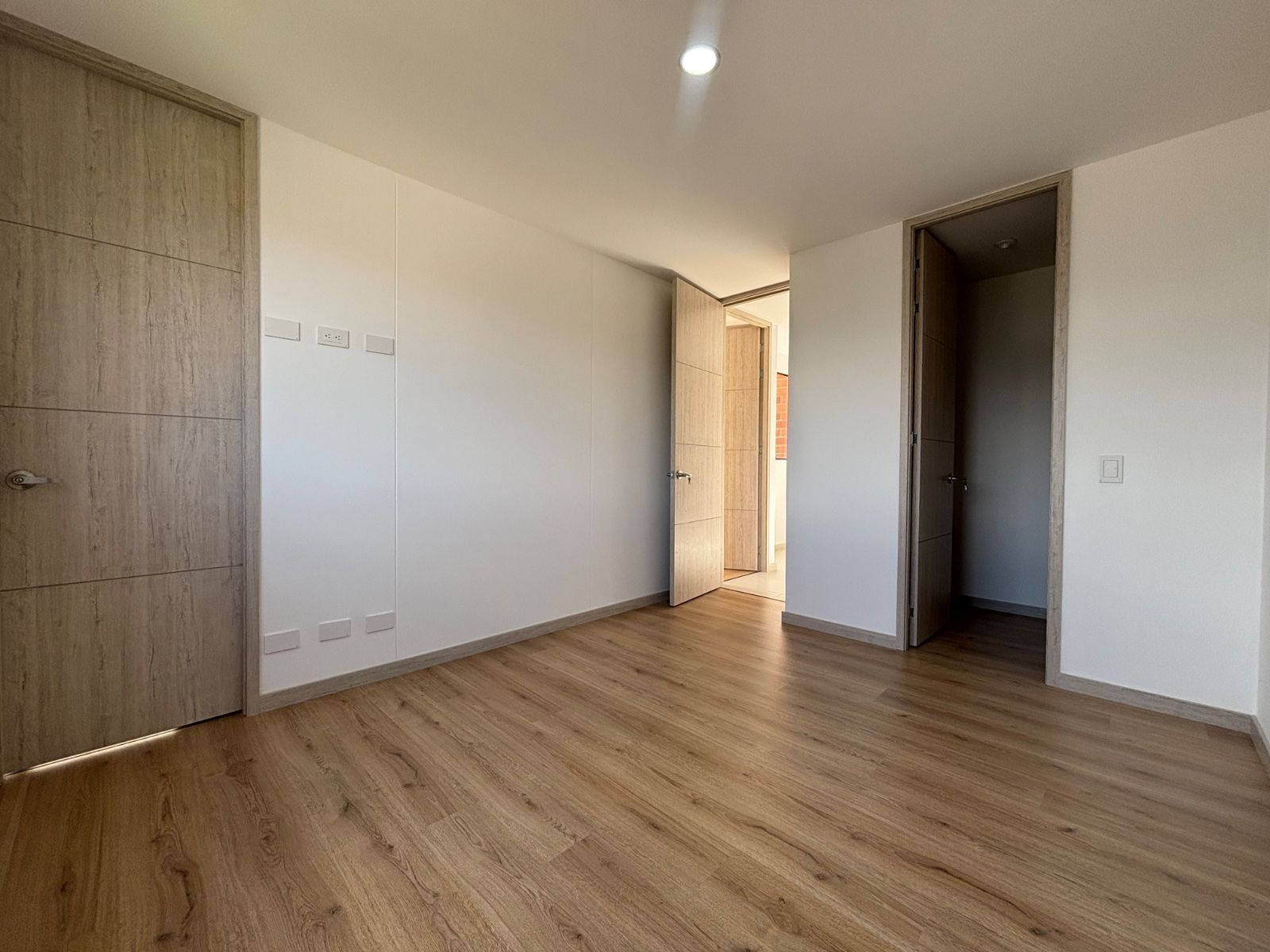 APARTAMENTO EN ARRIENDO UBICADO ENVIGADO SECTOR SENORIAL - 8