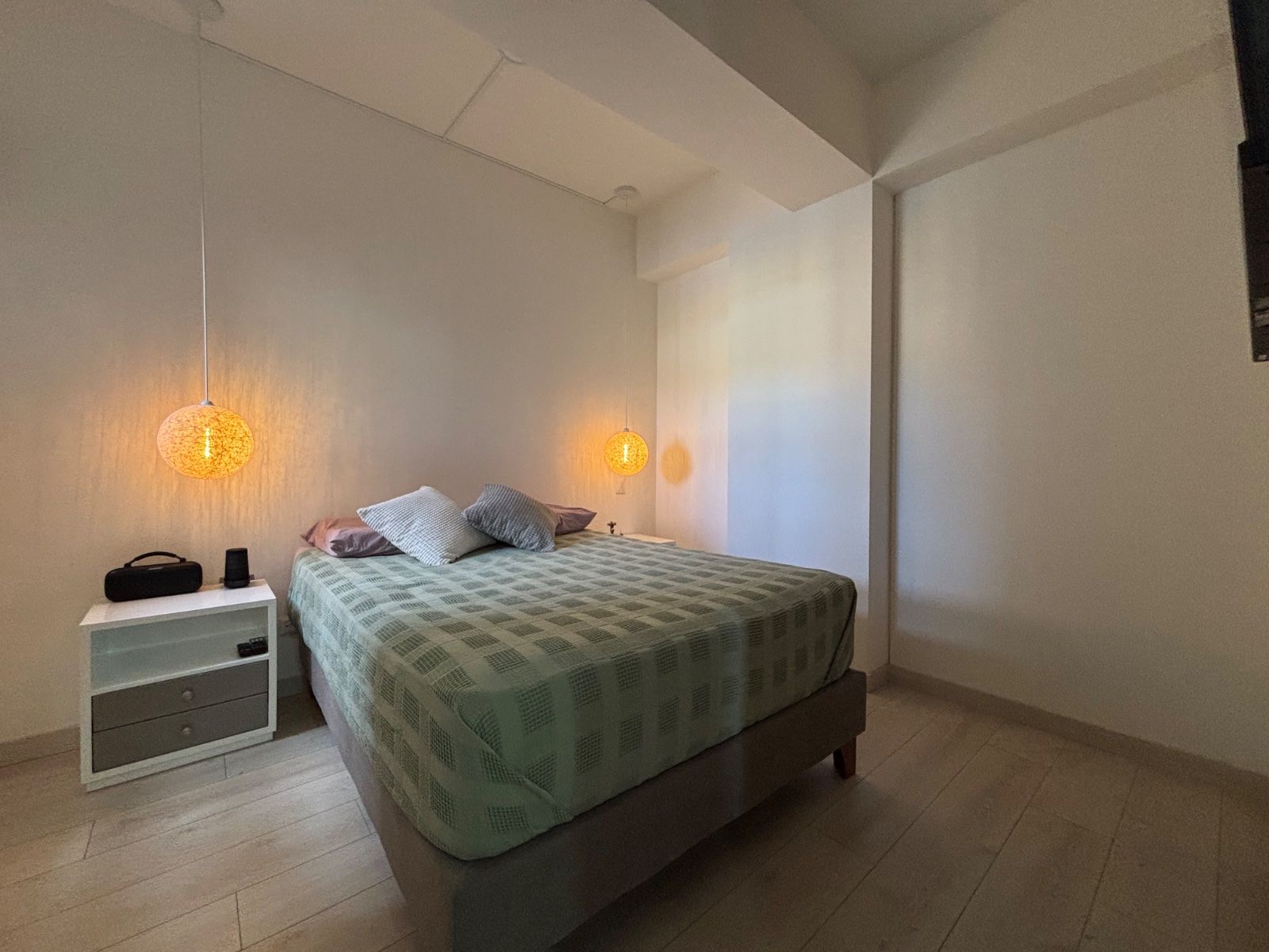 APARTAMENTO EN ARRIENDO UBICADO ENVIGADO SECTOR ZONA 1 - 3