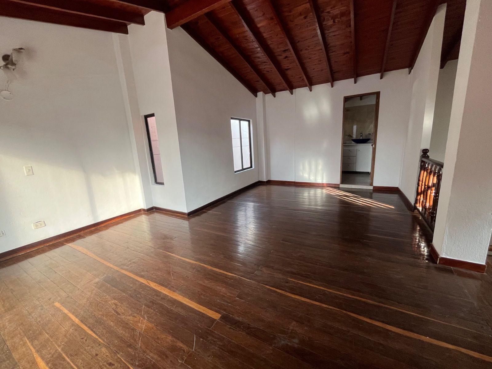 CASA EN ARRIENDO UBICADA EN LA SABANETA SECTOR LA DOCTORA - 6