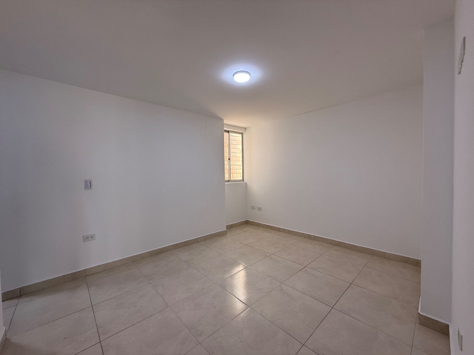 APARTAMENTO EN ARRIENDO UBICADO EN SABANETA SECTOR MARIA AUXILIADORA - 3