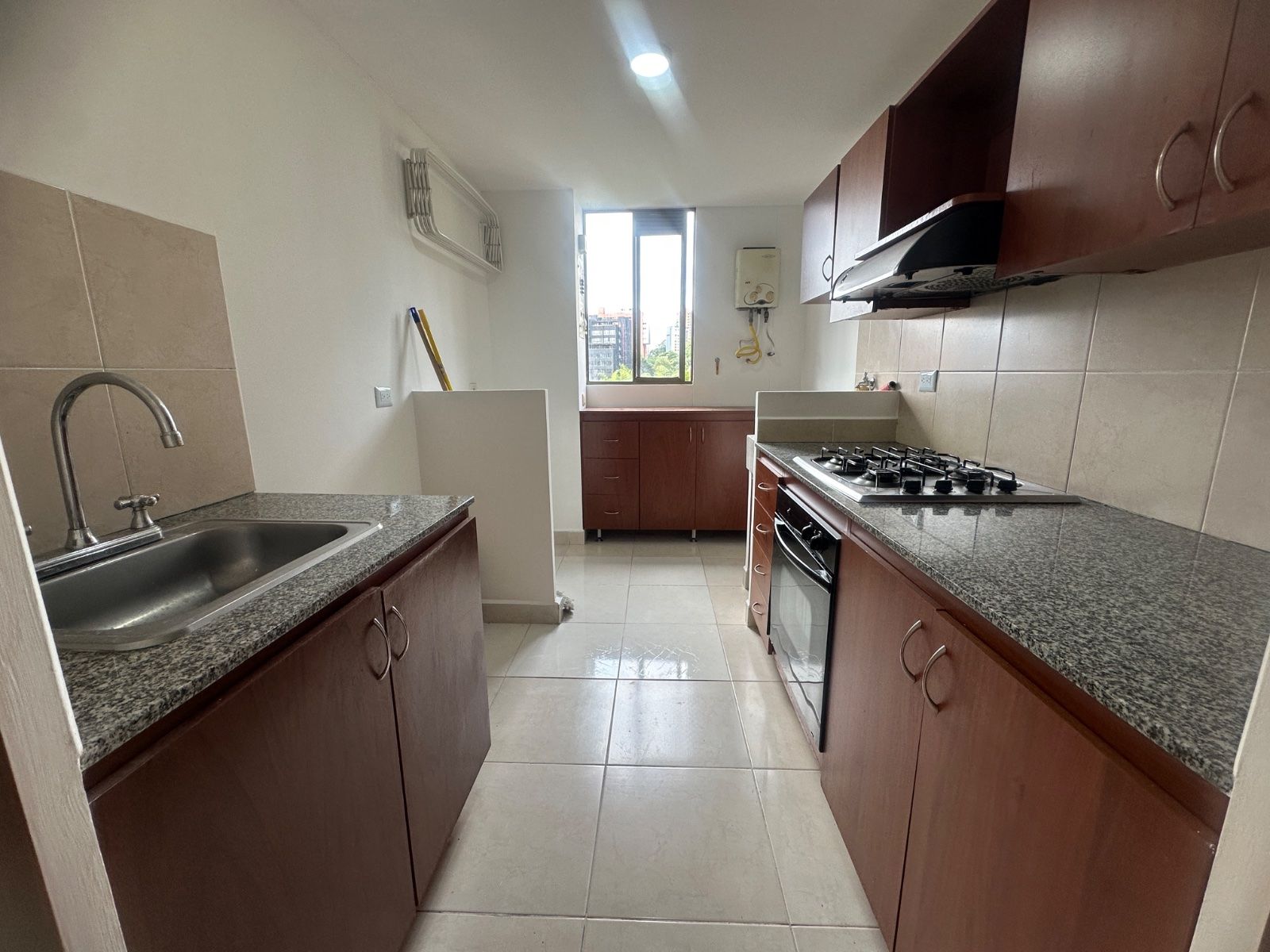 APARTAMENTO EN ARRIENDO UBICADO EN ENVIGADO SECTOR CUMBRES - 4