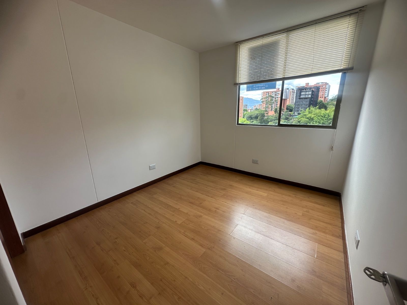 APARTAMENTO EN ARRIENDO UBICADO EN ENVIGADO SECTOR CUMBRES - 5