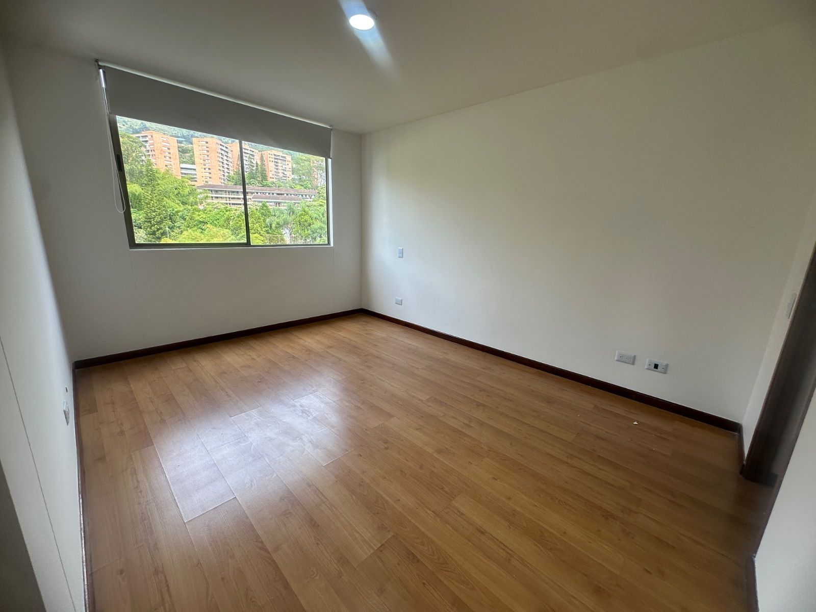 APARTAMENTO EN ARRIENDO UBICADO EN ENVIGADO SECTOR CUMBRES - 11