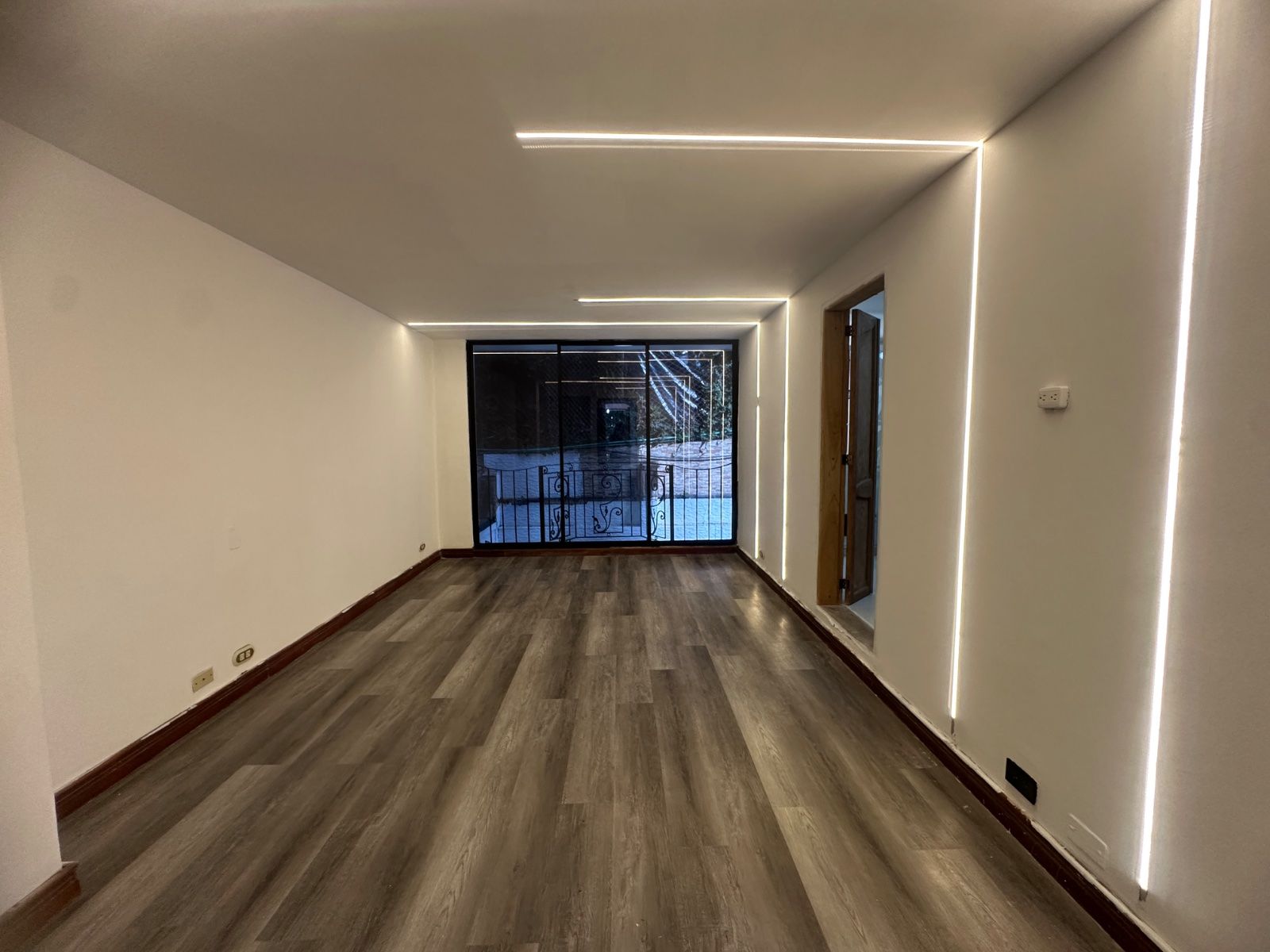 CASA EN ARRIENDO UBICADO EN ENVIGADO SECTOR LA ABADIA - 8