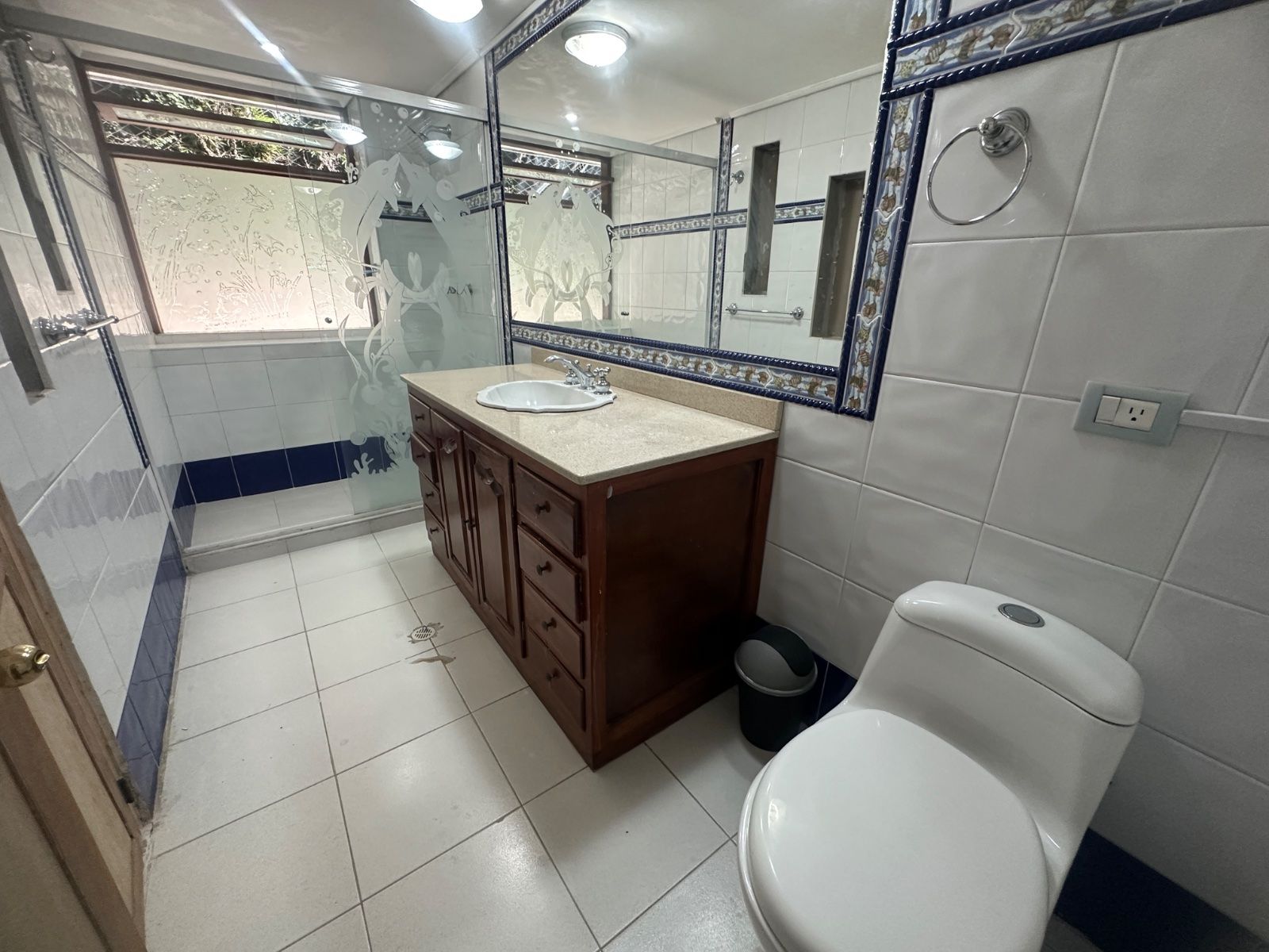 CASA EN ARRIENDO UBICADO EN ENVIGADO SECTOR LA ABADIA - 14