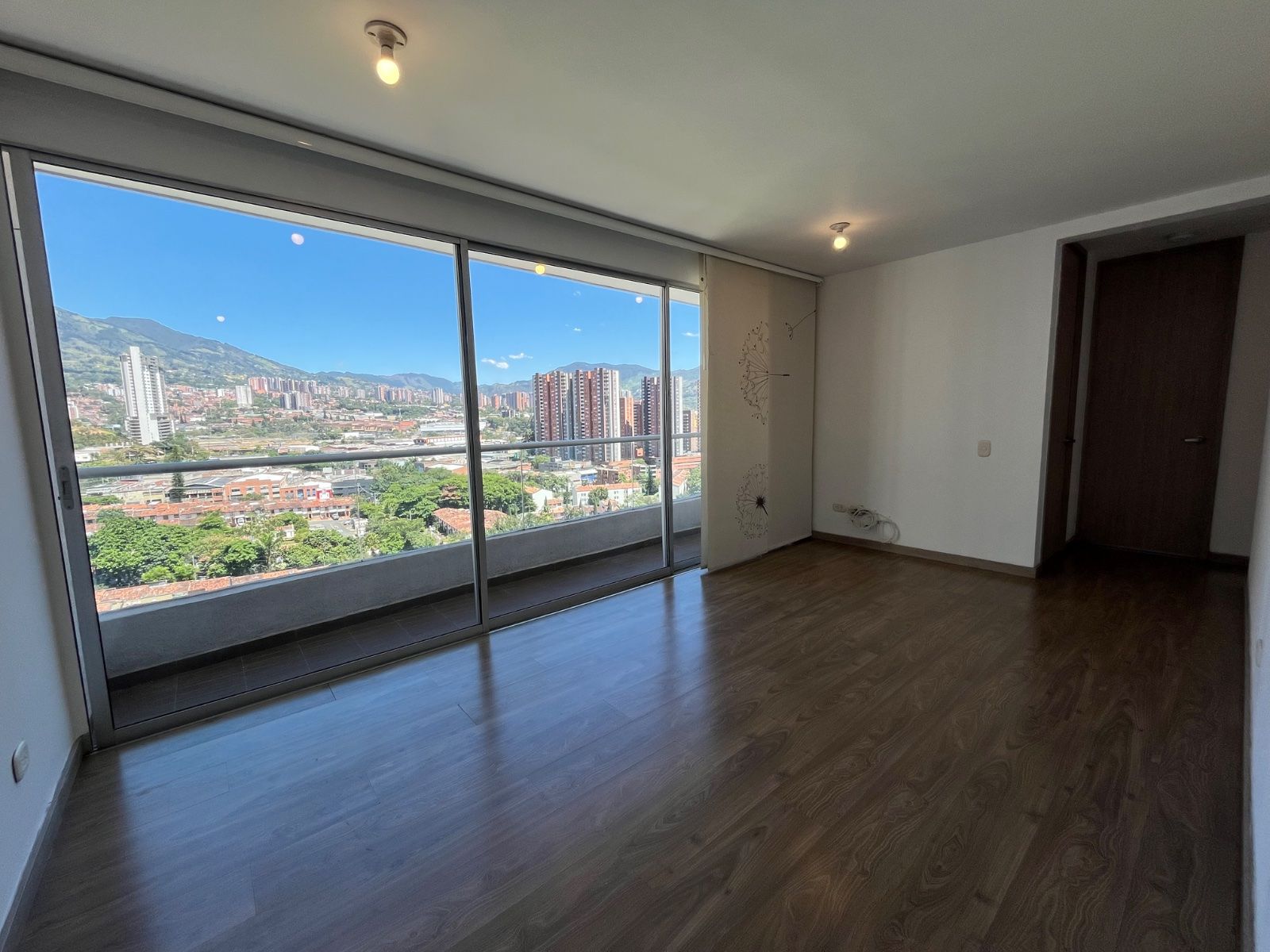 APARTAMENTO EN ARRIENDO UBICADO SABANETA SECTOR PRADOS DE SABANETA - 2