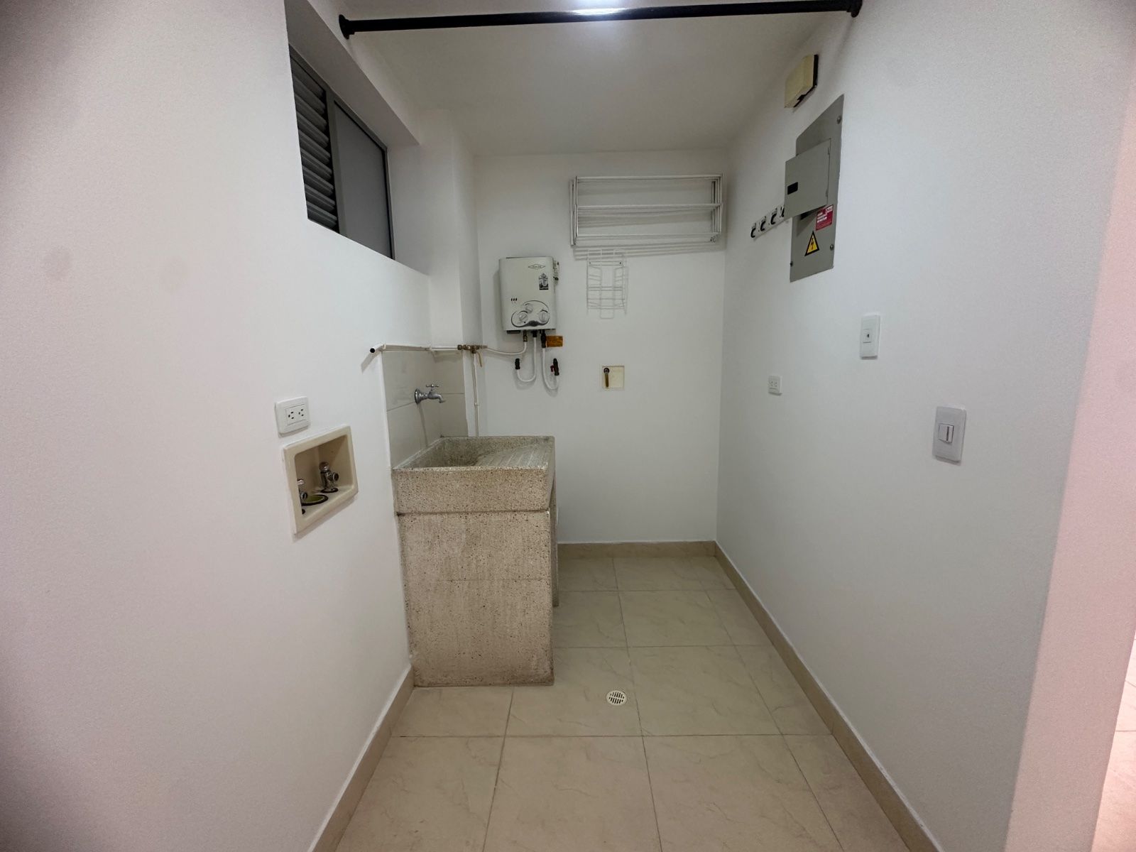 APARTAMENTO EN ARRIENDO UBICADO EN ENVIGADO SECTOR LOMA DEL ESCOBERO - 15