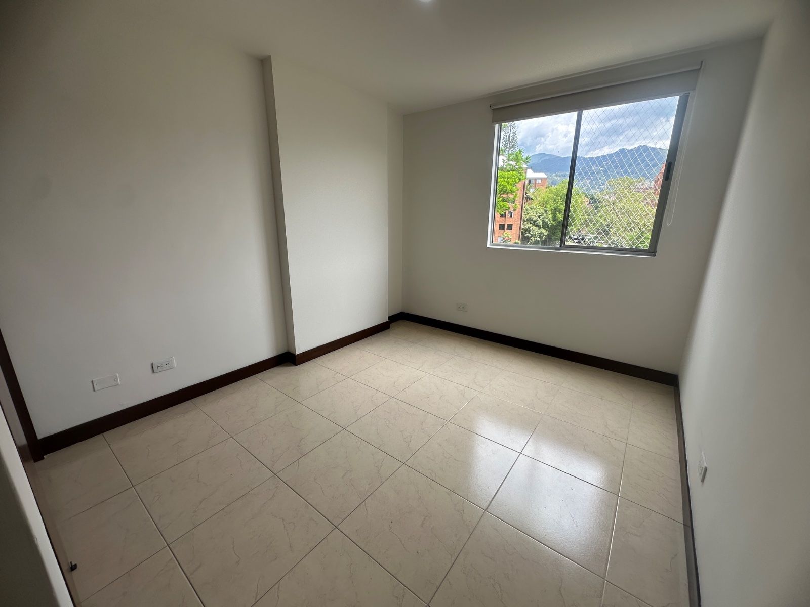 APARTAMENTO EN ARRIENDO UBICADO EN ENVIGADO SECTOR LOMA DEL ESCOBERO - 6