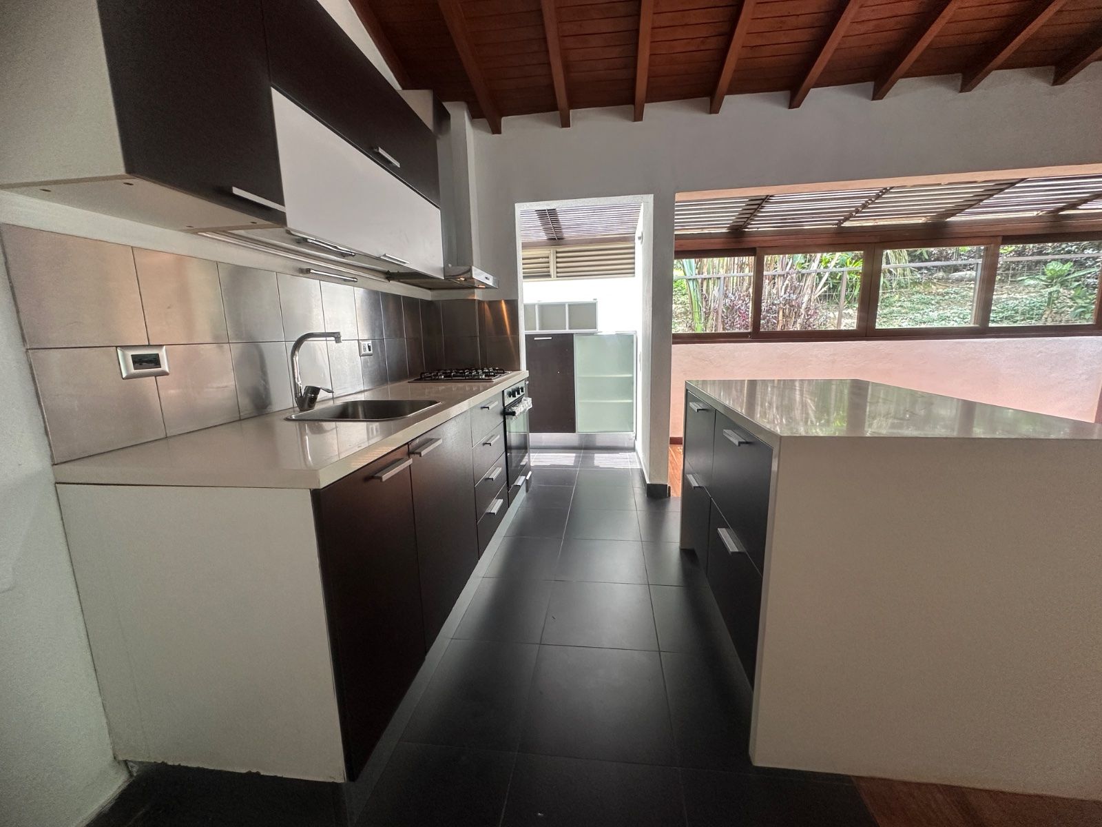 APARTAMENTO EN ARRIENDO UBICADO EN ENVIGADO SECTOR LOMA LAS BRUJAS - 4