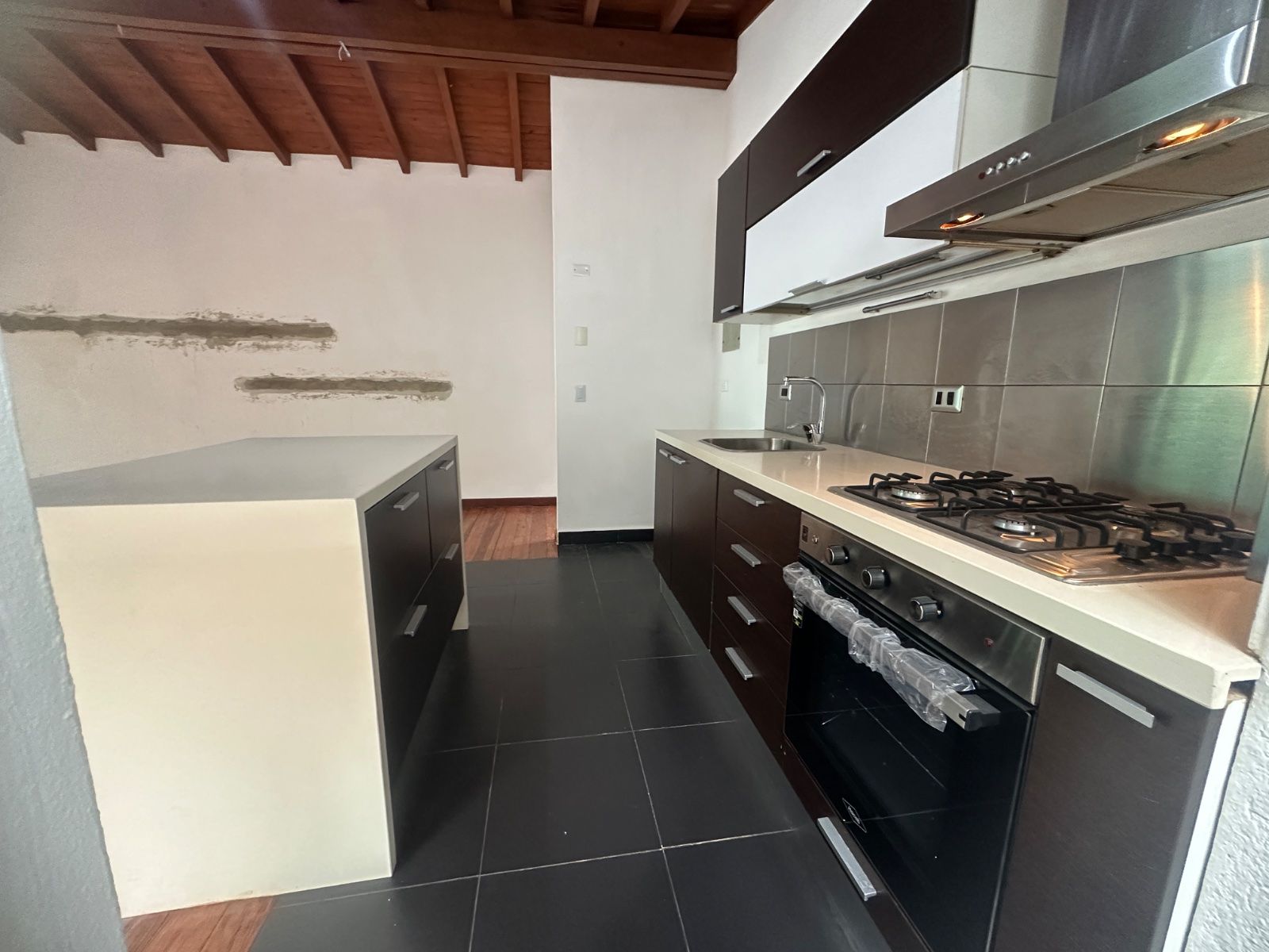 APARTAMENTO EN ARRIENDO UBICADO EN ENVIGADO SECTOR LOMA LAS BRUJAS - 3