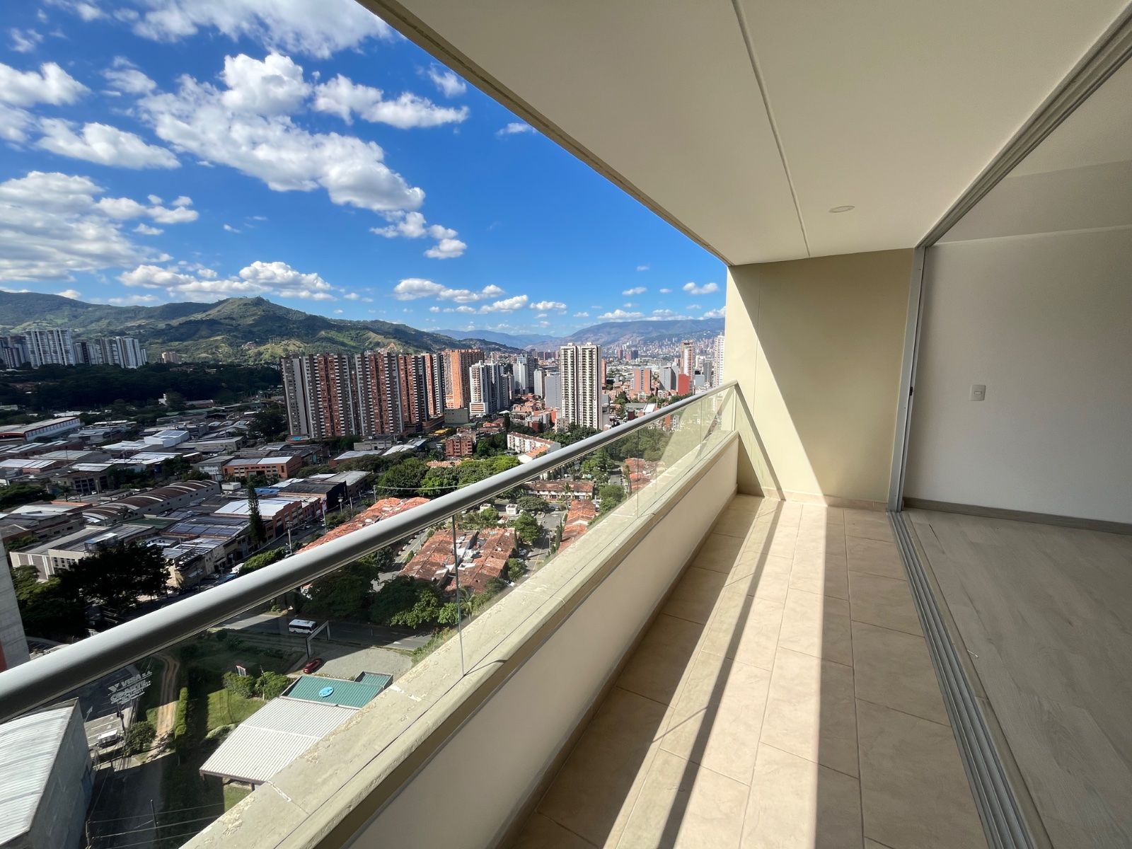APARTAMENTO EN ARRIENDO UBICADO SABANETA SECTOR TRES ESQUINAS - 9