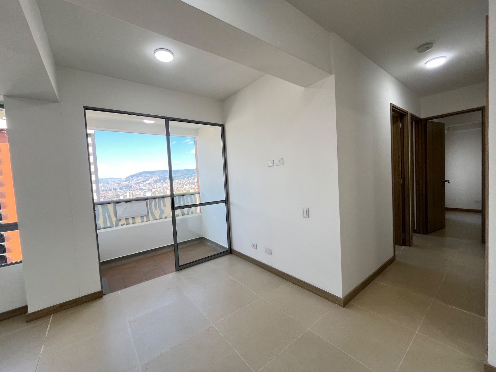 APARTAMENTO EN ARRIENDO UBICADO SABANETA SECTOR LAS LOMITAS - 4