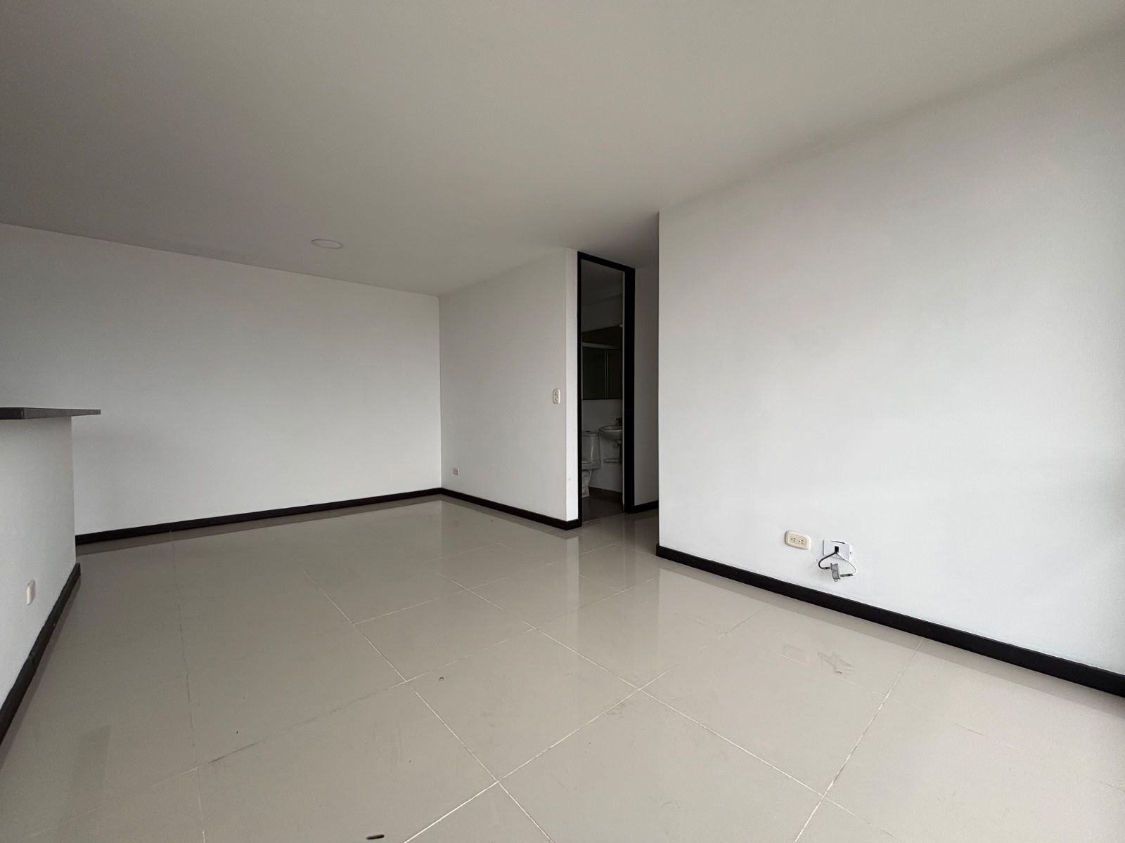APARTAMENTO EN ARRIENDO UBICADO EN ENVIGADO SECTOR EL TRIANON