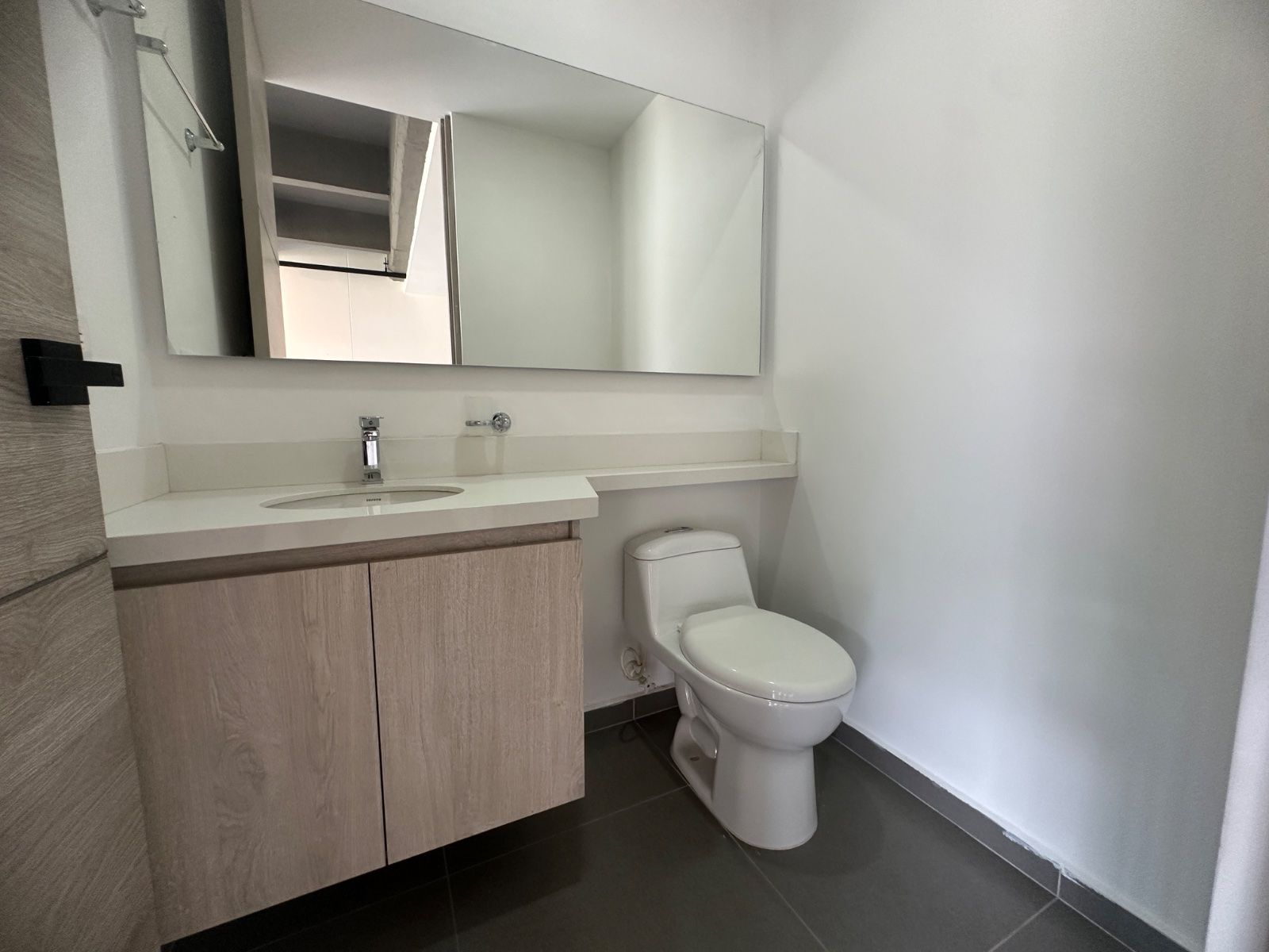 APARTAMENTO EN ARRIENDO UBICADO EN ENVIGADO SECTOR LOMA DEL ESCOBERO - 11