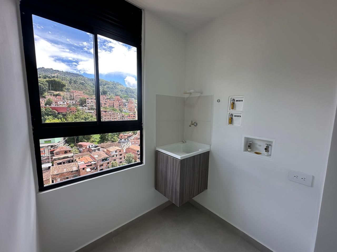 APARTAMENTO EN ARRIENDO UBICADO EN ENVIGADO SECTOR CAMINO VERDE - 17