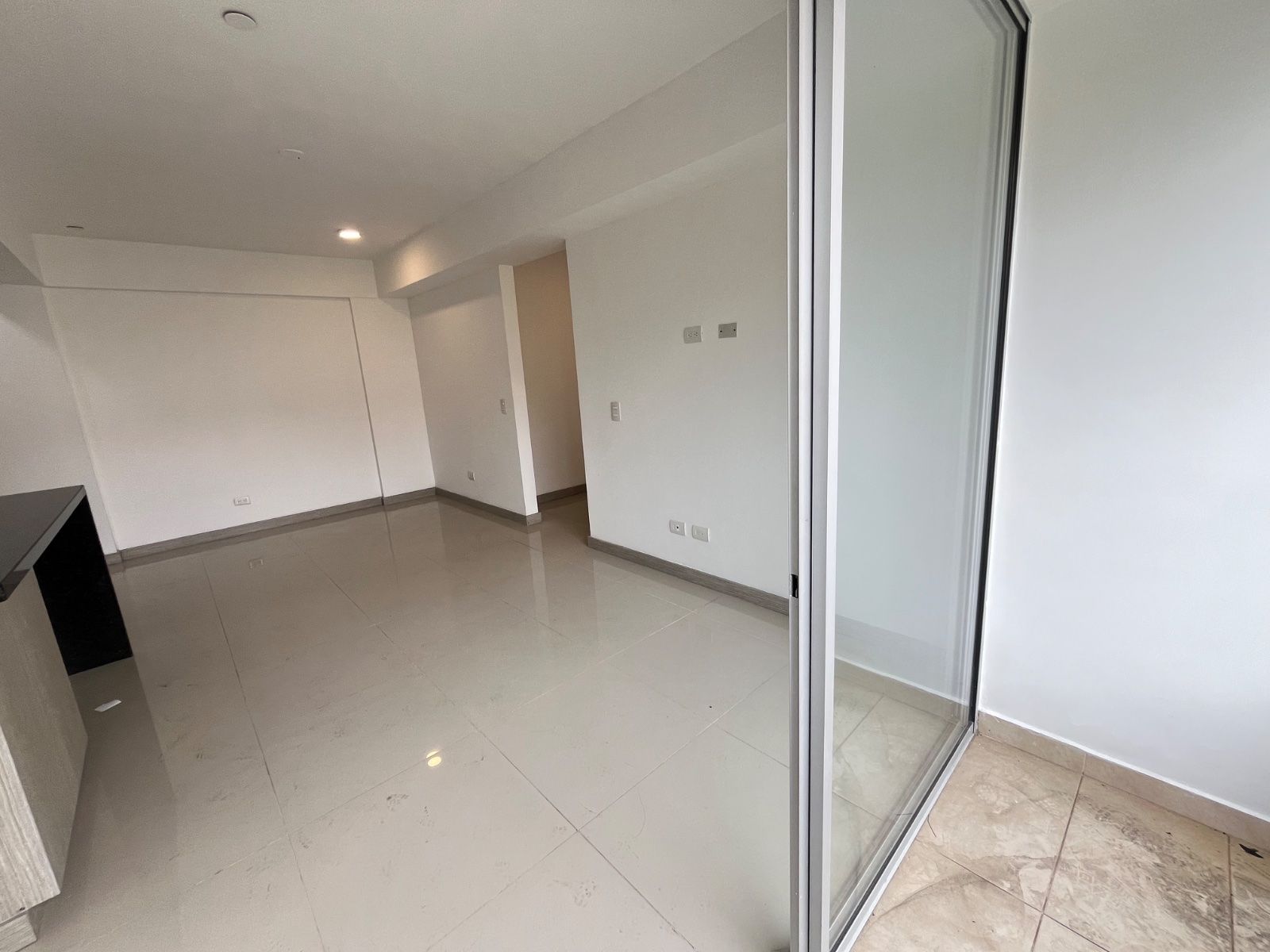 APARTAMENTO EN ARRIENDO UBICADO SABANETA SECTOR TRES ESQUINAS - 4