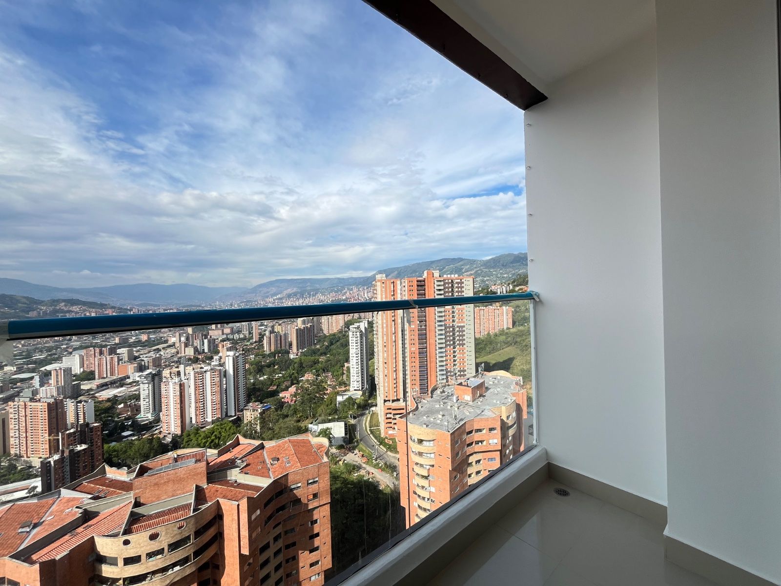 APARTAMENTO EN ARRIENDO UBICADO SABANETA SECTOR LAS LOMITAS - 18