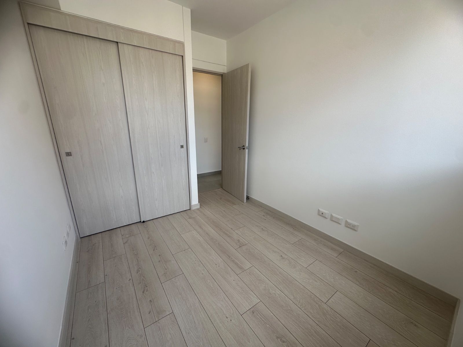 APARTAMENTO EN ARRIENDO UBICADO ENVIGADO SECTOR LAS VEGAS - 4