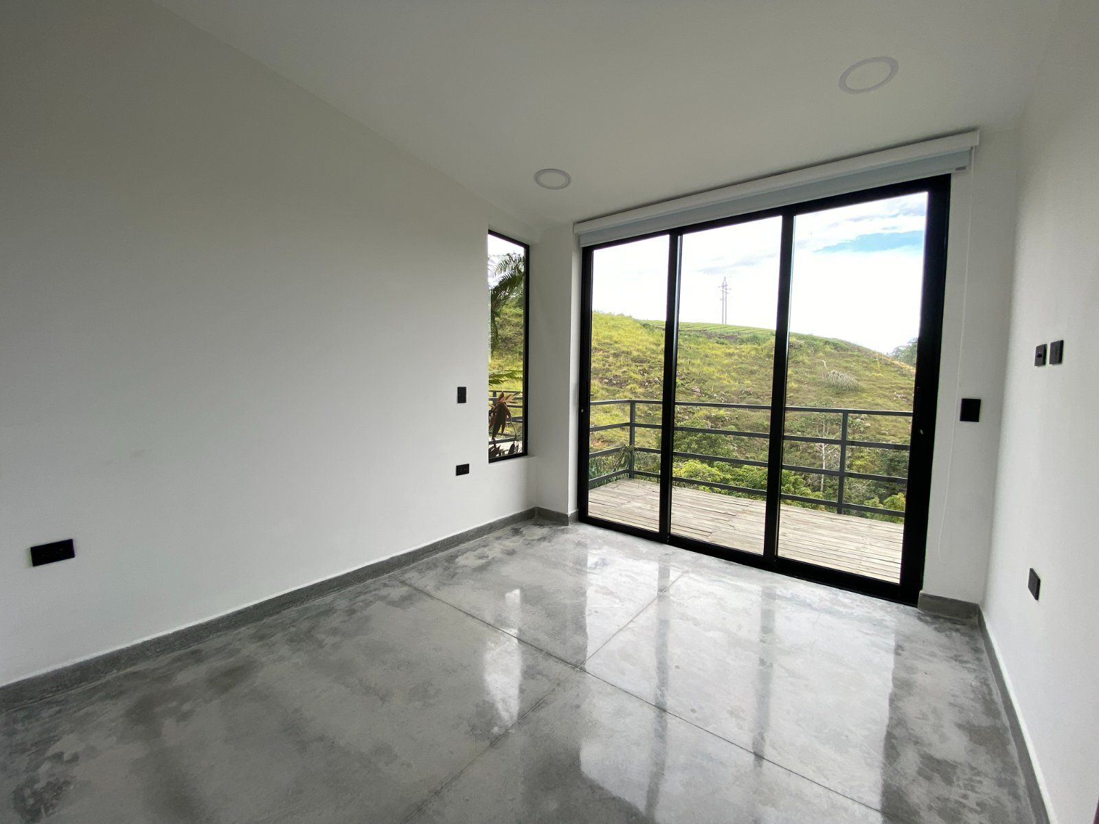FINCA EN ARRIENDO UBICADO EN RIONEGRO SECTOR VEREDA LOS PINOS - 4