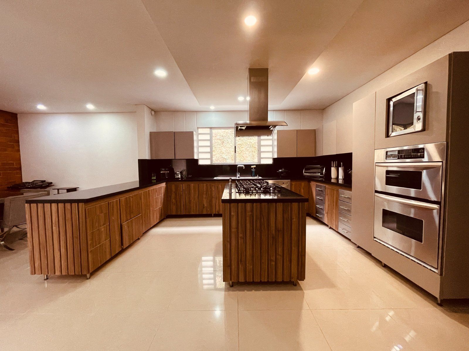 CASA EN VENTA UBICADA EN SABANETA SECTOR AVES MARÍA - 6