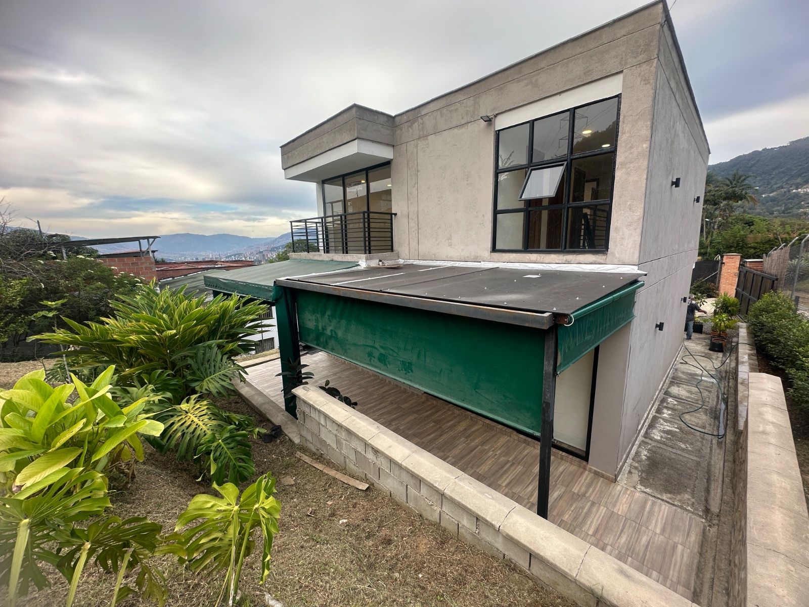 CASA EN ARRIENDO UBICADA EN ENVIGADO SECTOR LAS ANTILLAS - 19