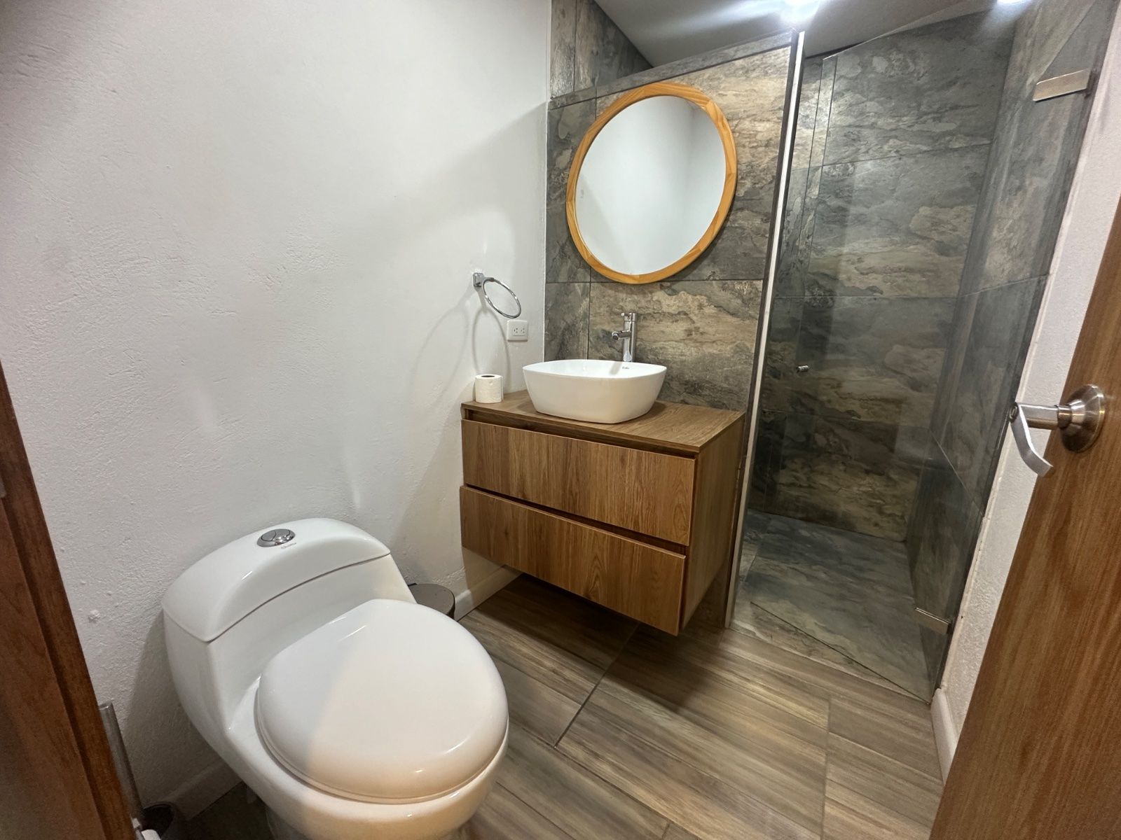CASA EN ARRIENDO UBICADA EN ENVIGADO SECTOR LAS ANTILLAS - 13