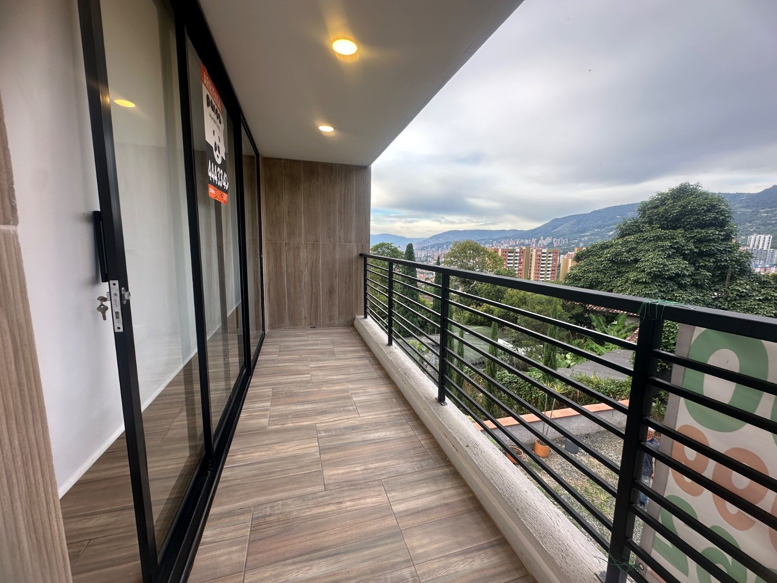 CASA EN ARRIENDO UBICADA EN ENVIGADO SECTOR LAS ANTILLAS - 17