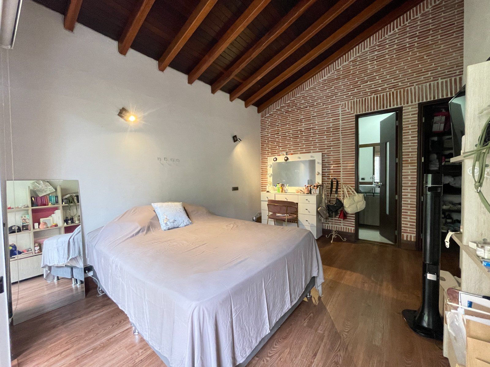 CASA EN VENTA UBICADA EN SABANETA SECTOR AVES MARÍA - 11