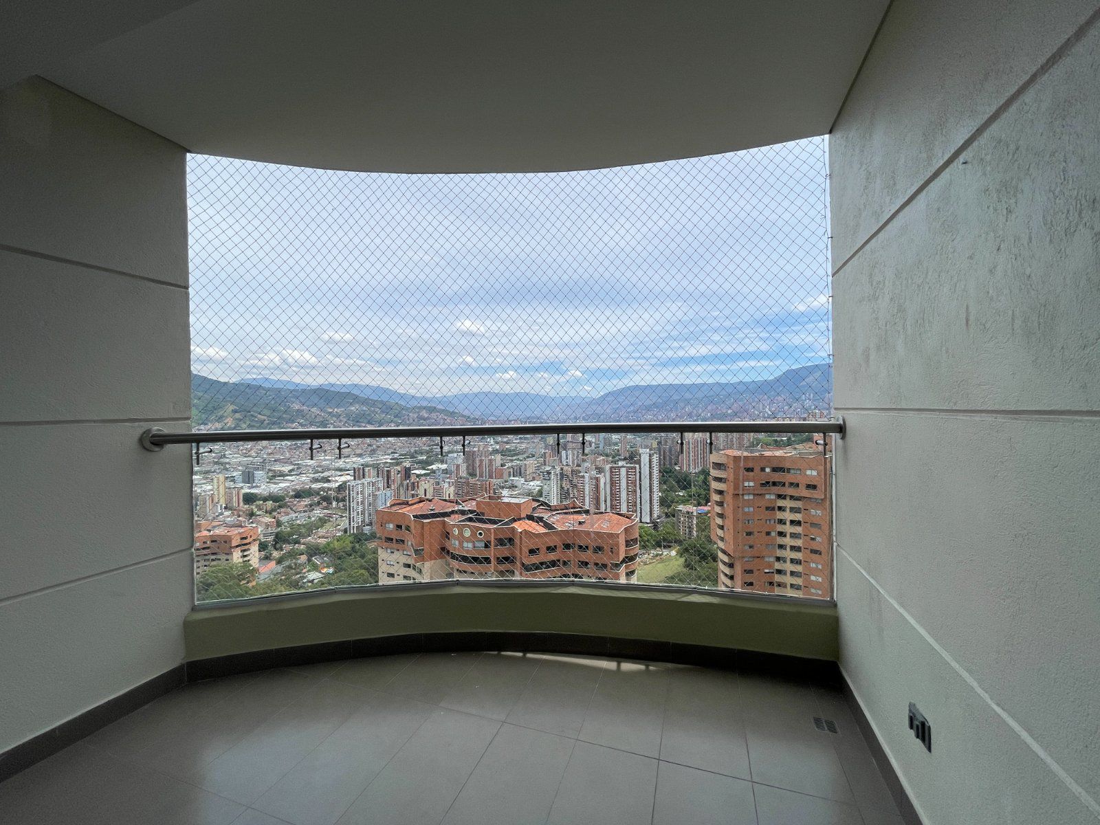 APARTAMENTO EN VENTA UBICADO EN SABANETA SECTOR AVES MARIA - 12