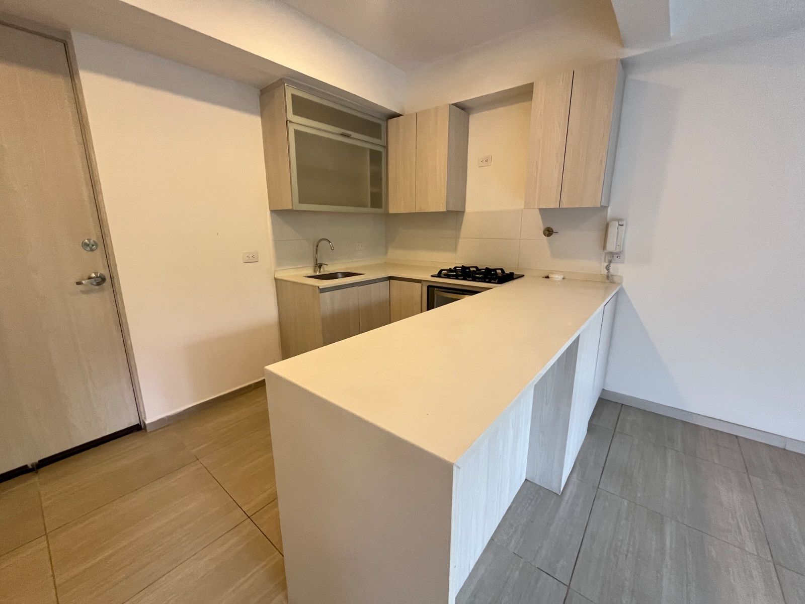 APARTAMENTO EN ARRIENDO UBICADO EN SABANETA SECTOR PAN DE AZUCAR - 3