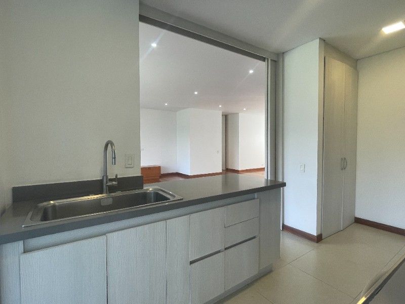 APARTAMENTO EN VENTA EN MEDELLIN SECTOR EL POBLADO - 6