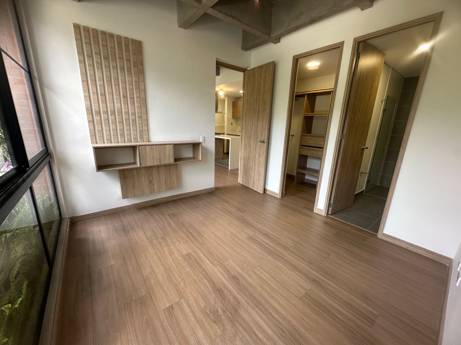APARTAMENTO EN ARRIENDO UBICADO EN ENVIGADO SECTOR LOMA DEL ESCOBERO - 4