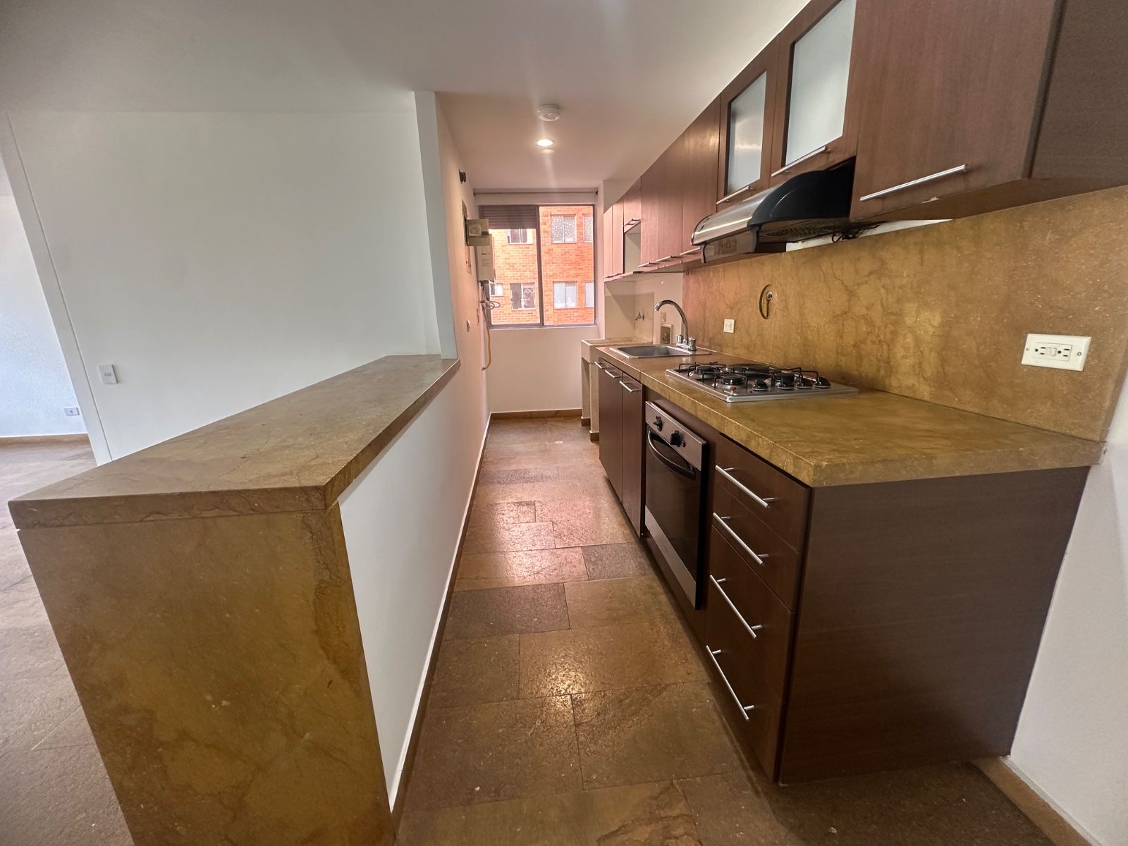 APARTAMENTO EN ARRIENDO UBICADO EN ENVIGADO SECTOR LOMA DEL ESCOBERO - 2