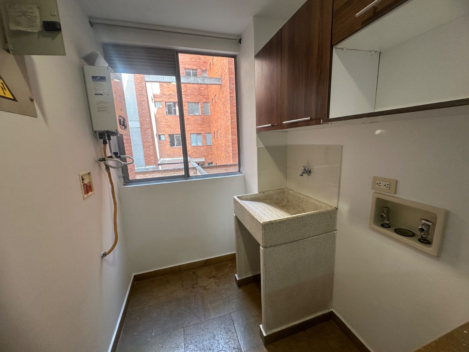 APARTAMENTO EN ARRIENDO UBICADO EN ENVIGADO SECTOR LOMA DEL ESCOBERO - 10