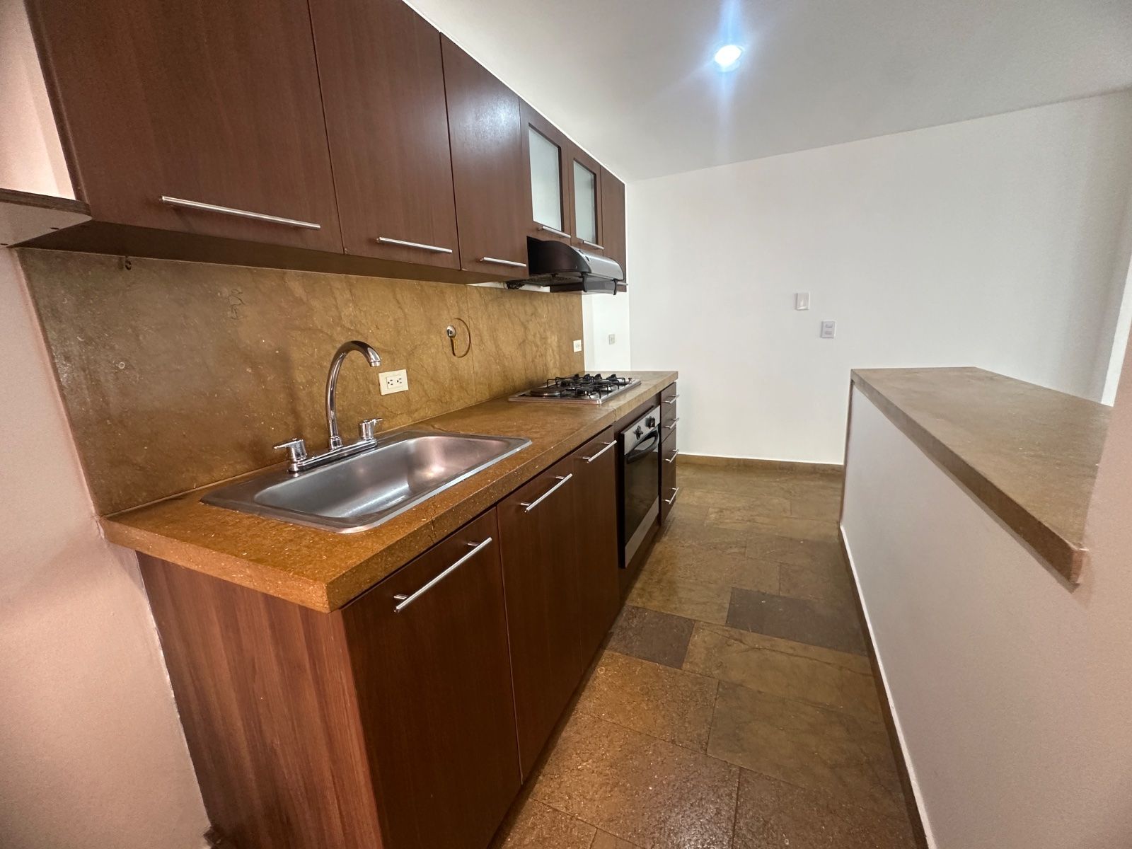 APARTAMENTO EN ARRIENDO UBICADO EN ENVIGADO SECTOR LOMA DEL ESCOBERO - 3