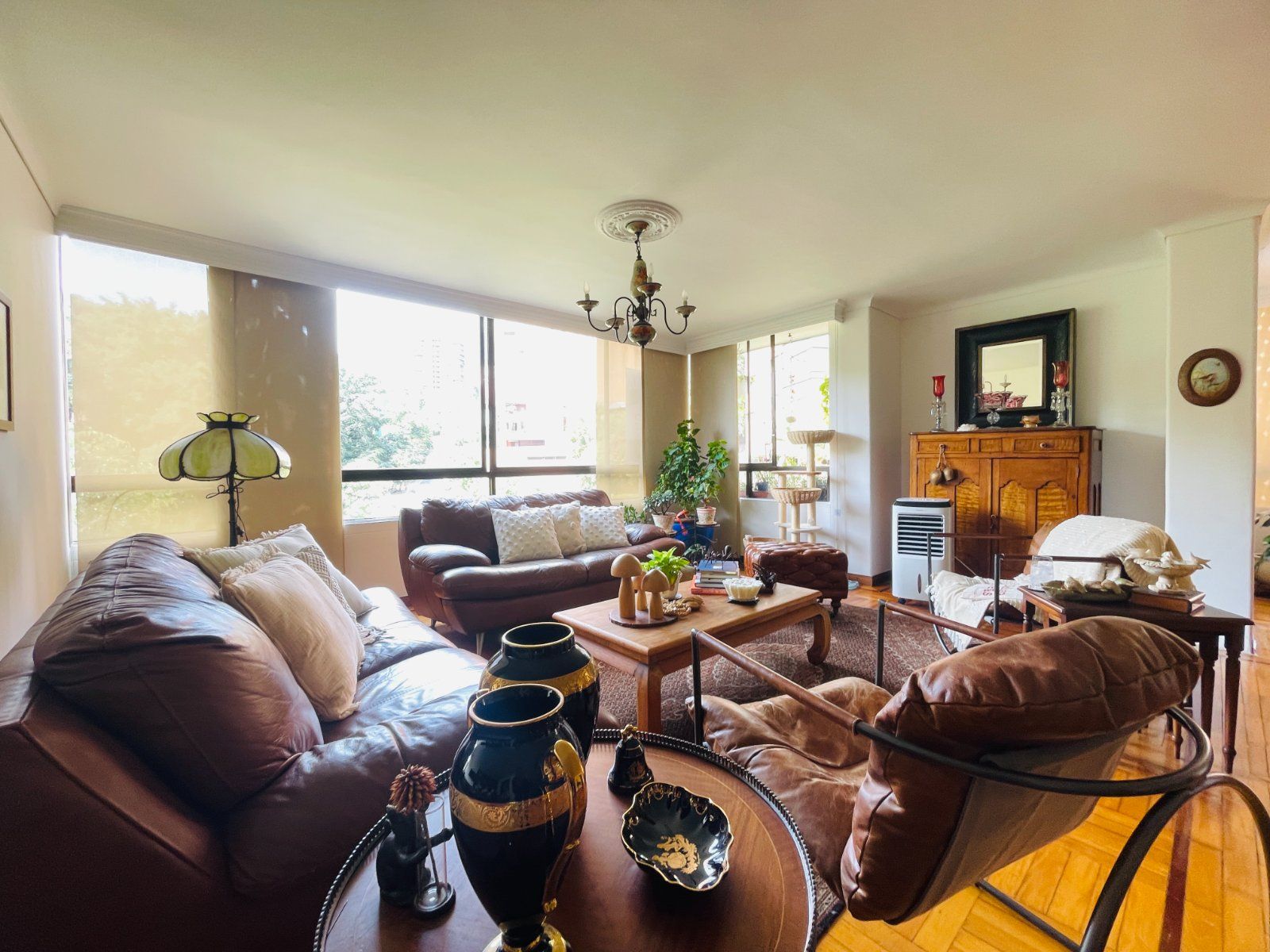 APARTAMENTO EN VENTA UBICADO EN MEDELLÍN SECTOR POBLADO - 2