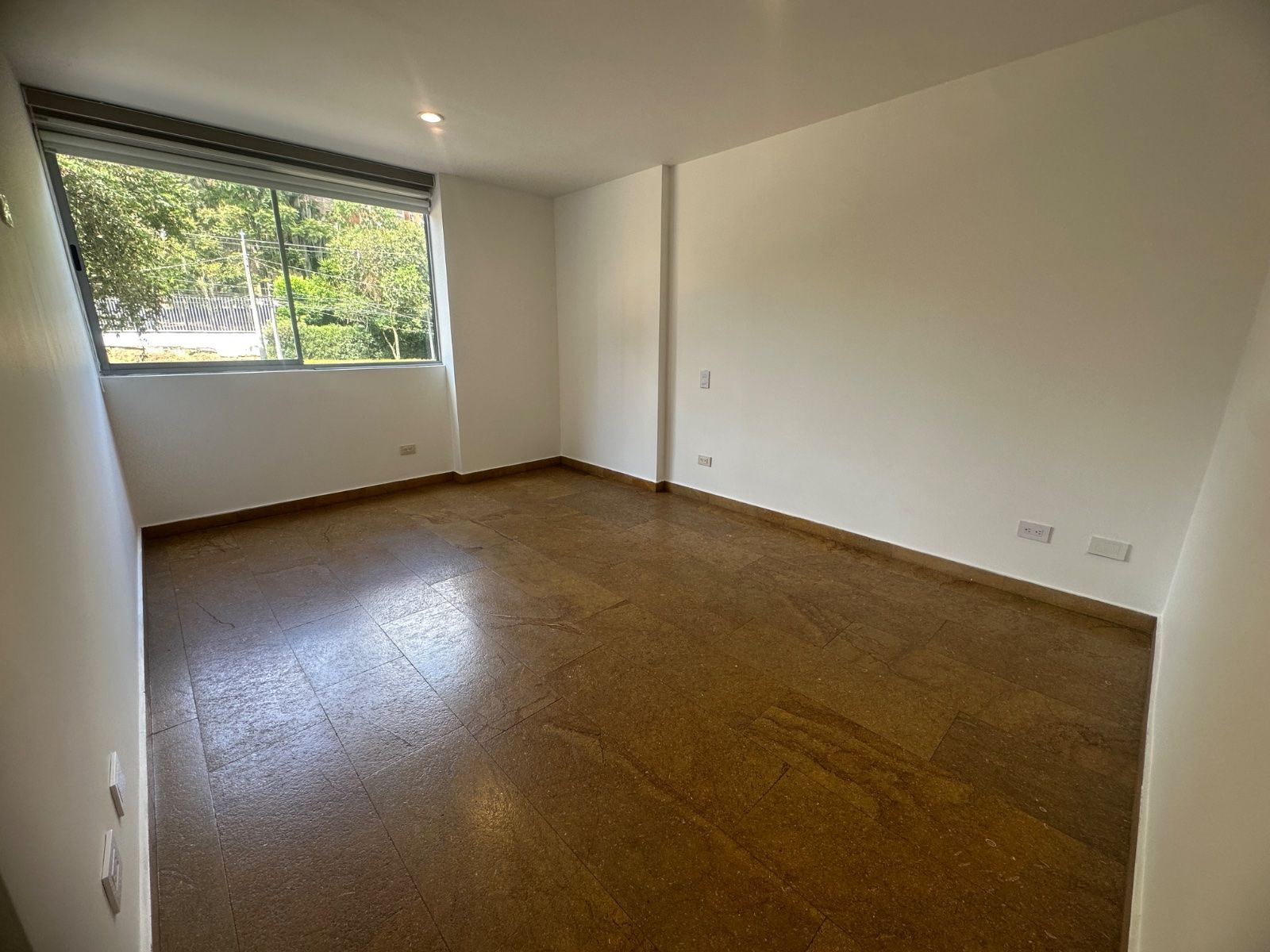 APARTAMENTO EN ARRIENDO UBICADO EN ENVIGADO SECTOR LOMA DEL ESCOBERO - 6