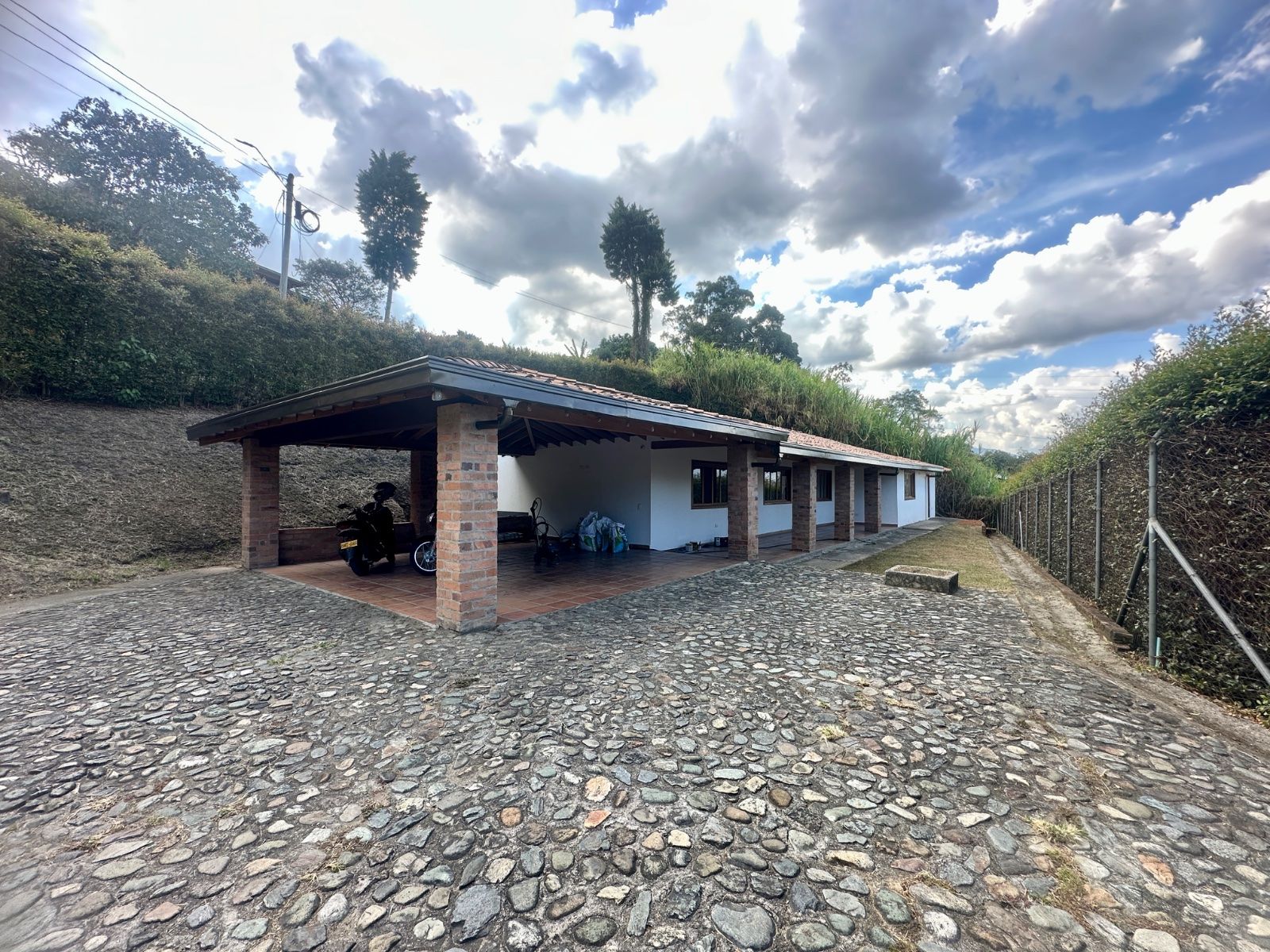 CASA EN ARRIENDO UBICADA EN ENVIGADO SECTOR LA MINA - 15